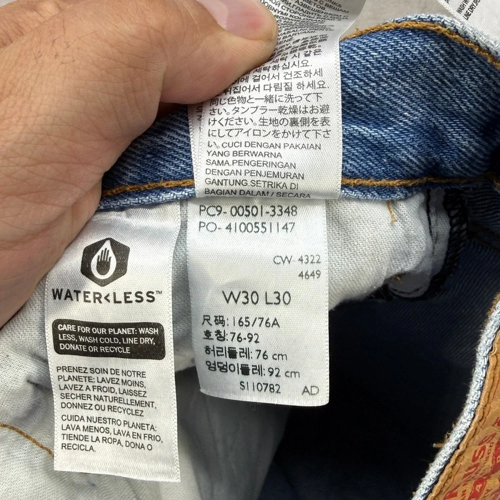 Levi's 501 Original Fit Jeans Mens 30x30 Light Wash Blue Distressed Button Fly